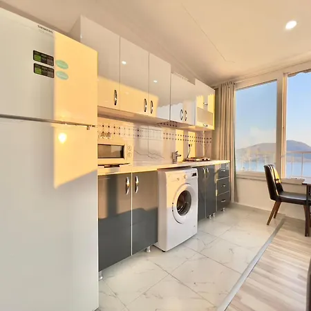 Rooftop With Sea View In Kalkan Center Appartement Kaş