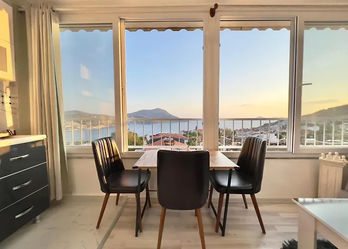 Rooftop With Sea View In Kalkan Center Daire Kaş