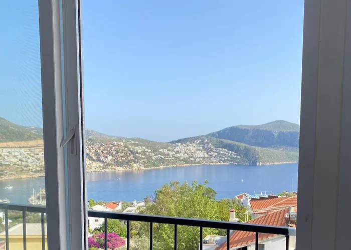 Daire Rooftop With Sea View In Kalkan Center